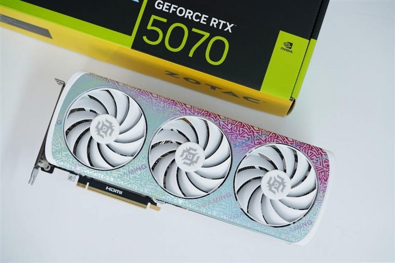 探索高性能显卡:卓锐 GTX 显卡引领游戏盛宴